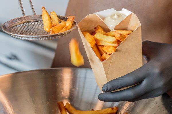 Chip 'n Dip Table Top frietbakje met sausvak van Fonkels