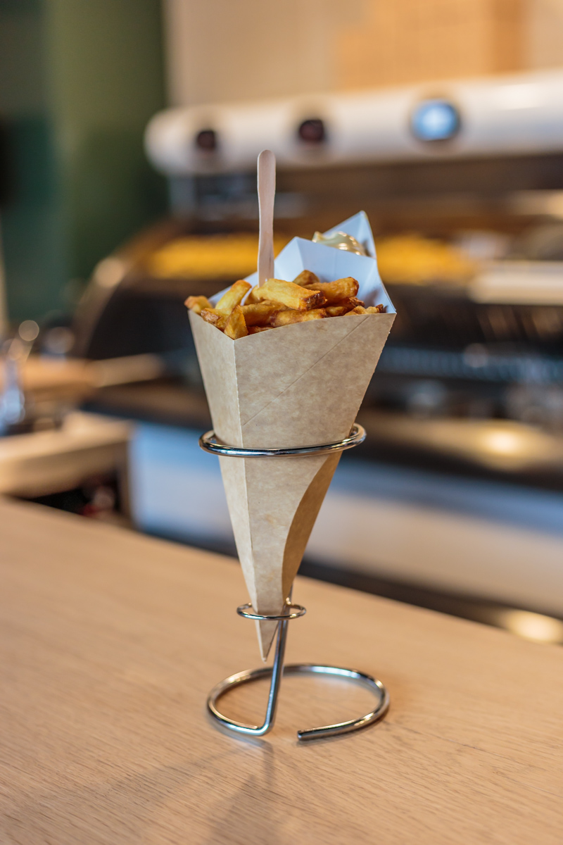 20180321_Folkers-Wenderz-Lores-41 frietzak met sausbak vorkje fonkels chip 'n dip